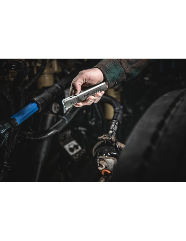 Wodoodporna latarka akumulatorowa 1150 lumenów COAST Slayer