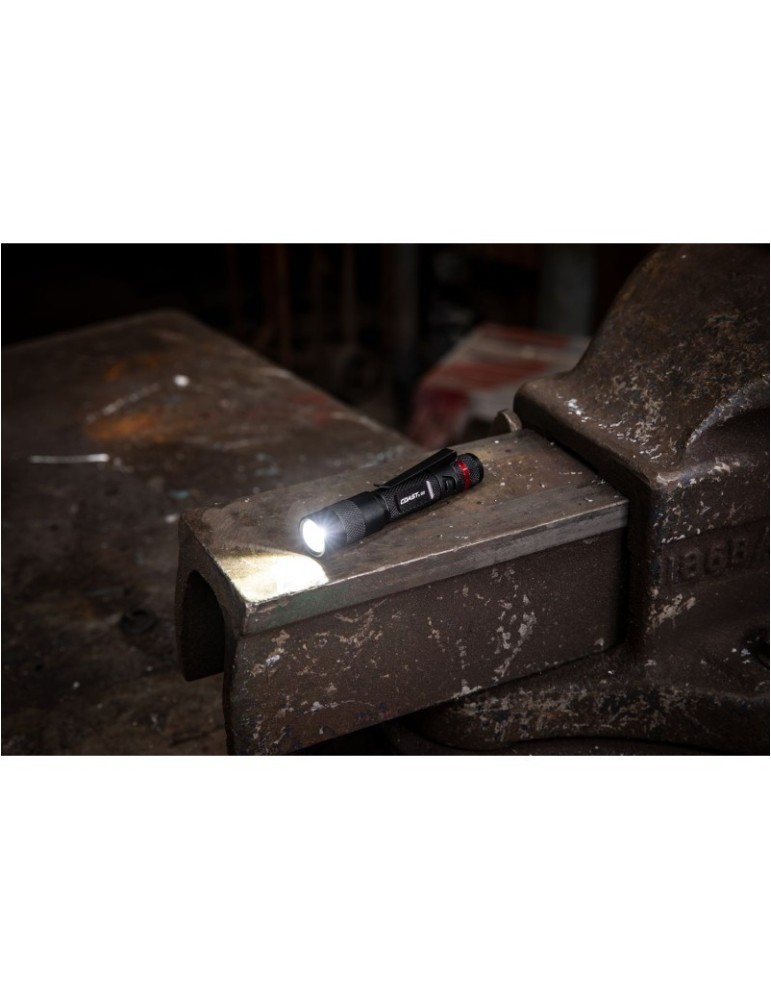 Latarka 100 lumenów COAST G22